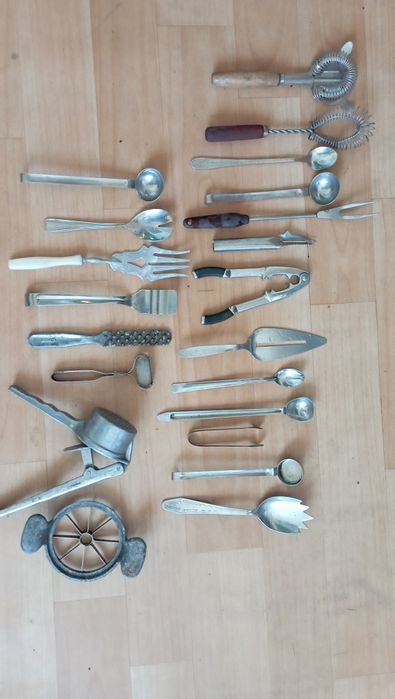 Кухонная утварь .