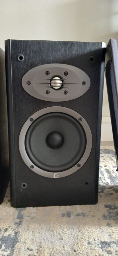 Colunas Celestion F18