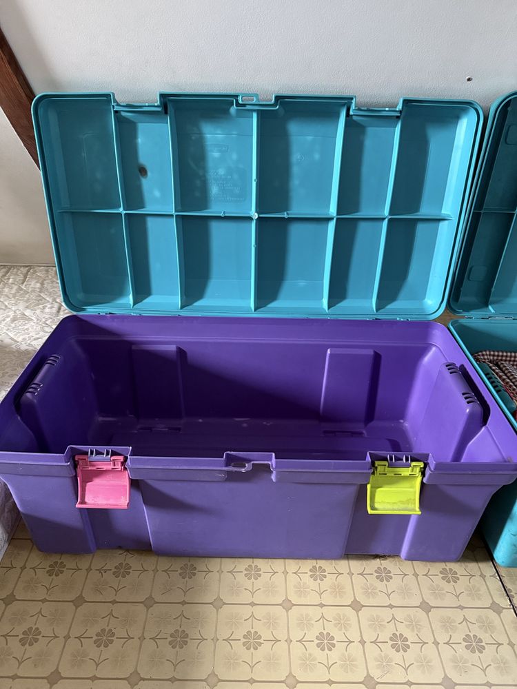 Skrzynia kufer pudło Rubbermaid solidne z lat 90tych