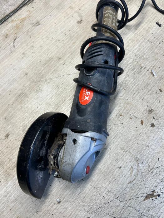 Szlifierka kątowa z regulacją