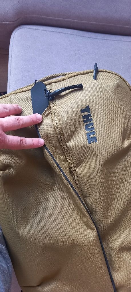 Na sprzedaż: Walizka Thule Aion Carry On Spinner – Nowa, nieużywana