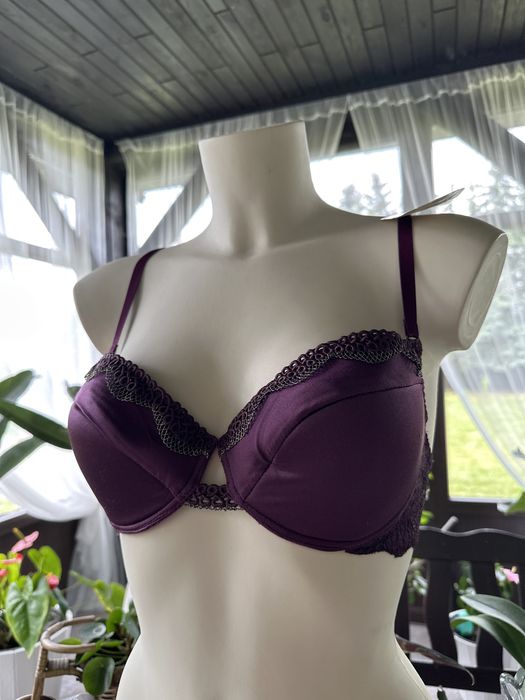 Biustonosz Amethyst r. 75A,70B,80B,85C,70D,75D (86)