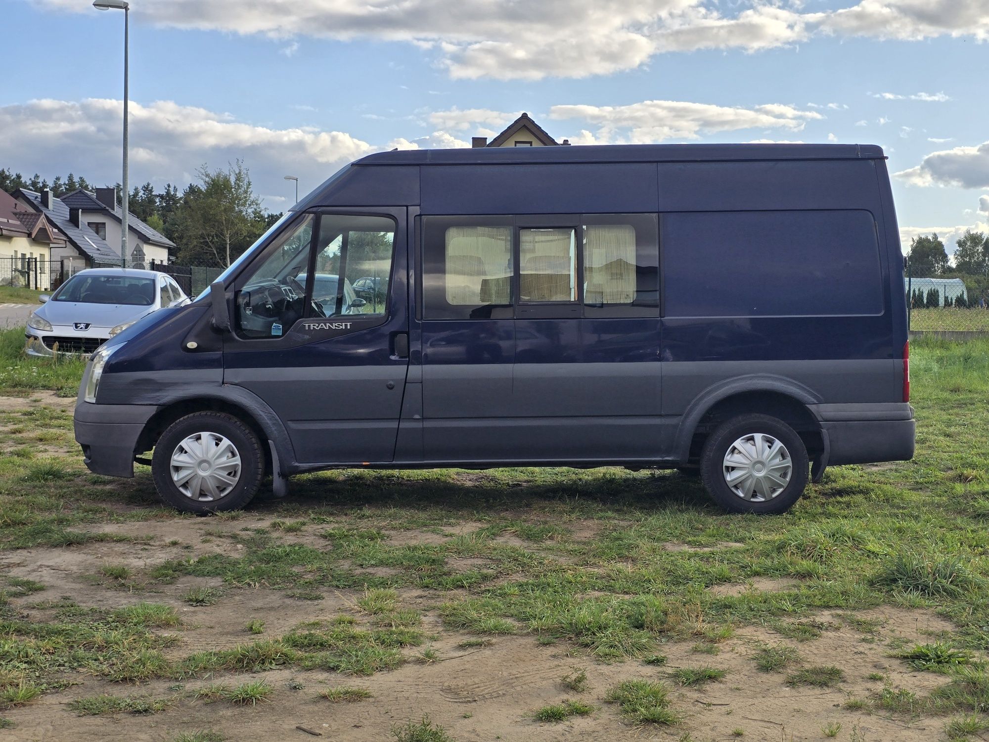 Ford Transit 2.2 diesel, 2006r, kamper, zarejestrowany na 6 osob.
