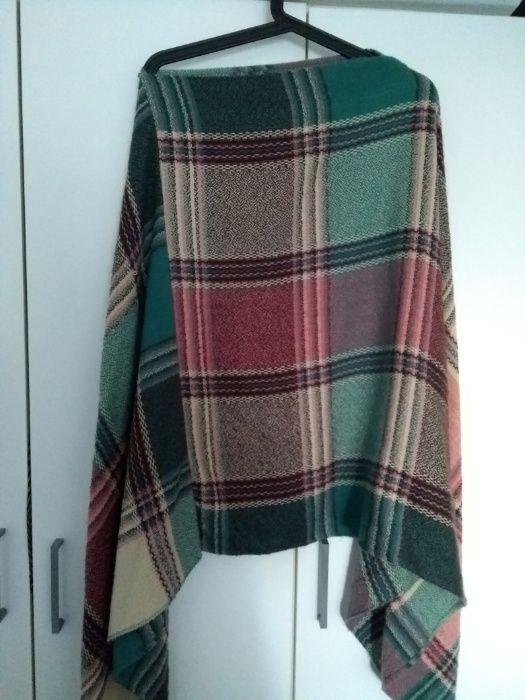 Ponchos Natura como novos