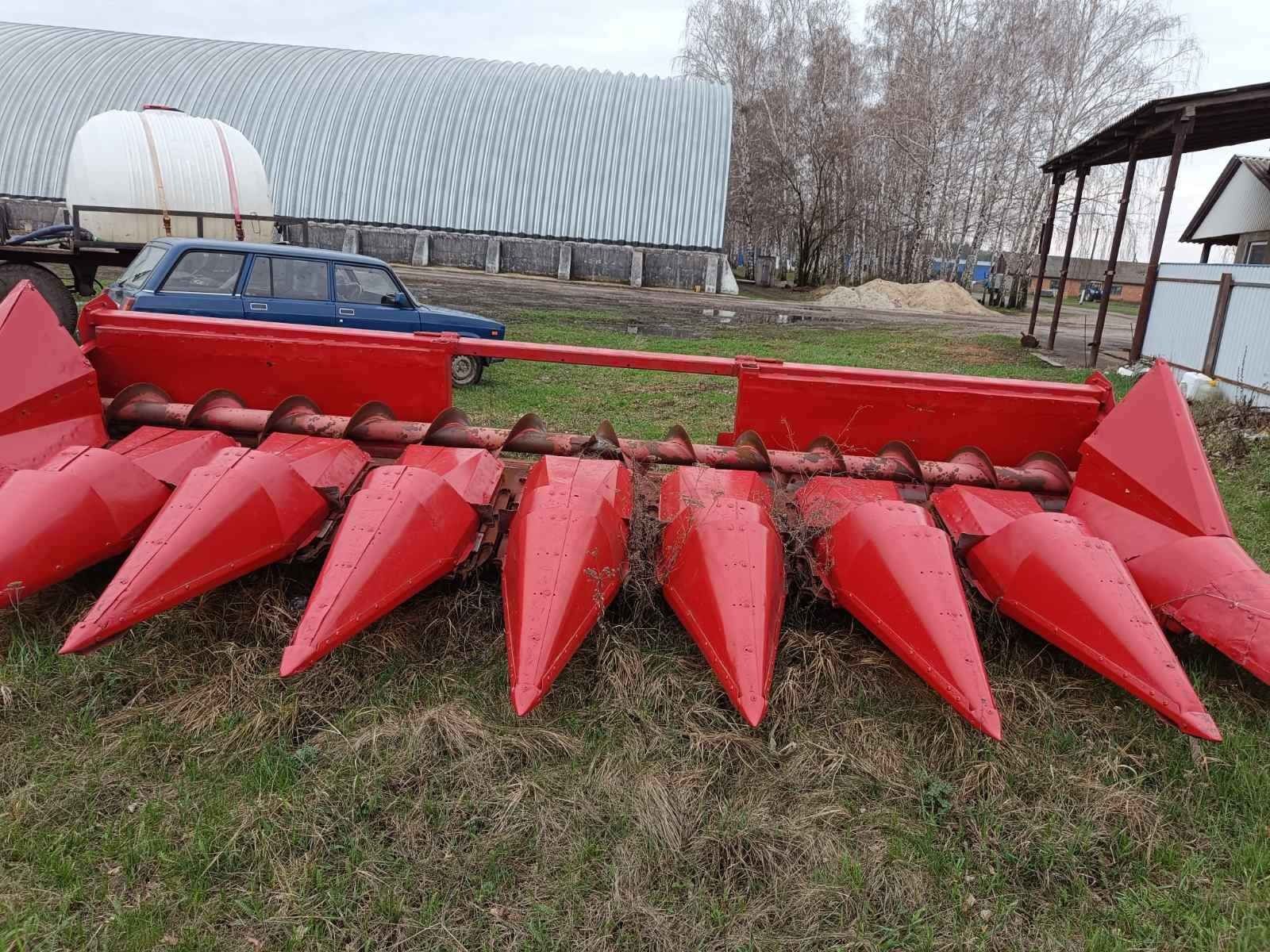 Жатка кукурудзяна CASE 1083, жниварка на комбайн КЕЙС, НЬЮ ХОЛЛАНД