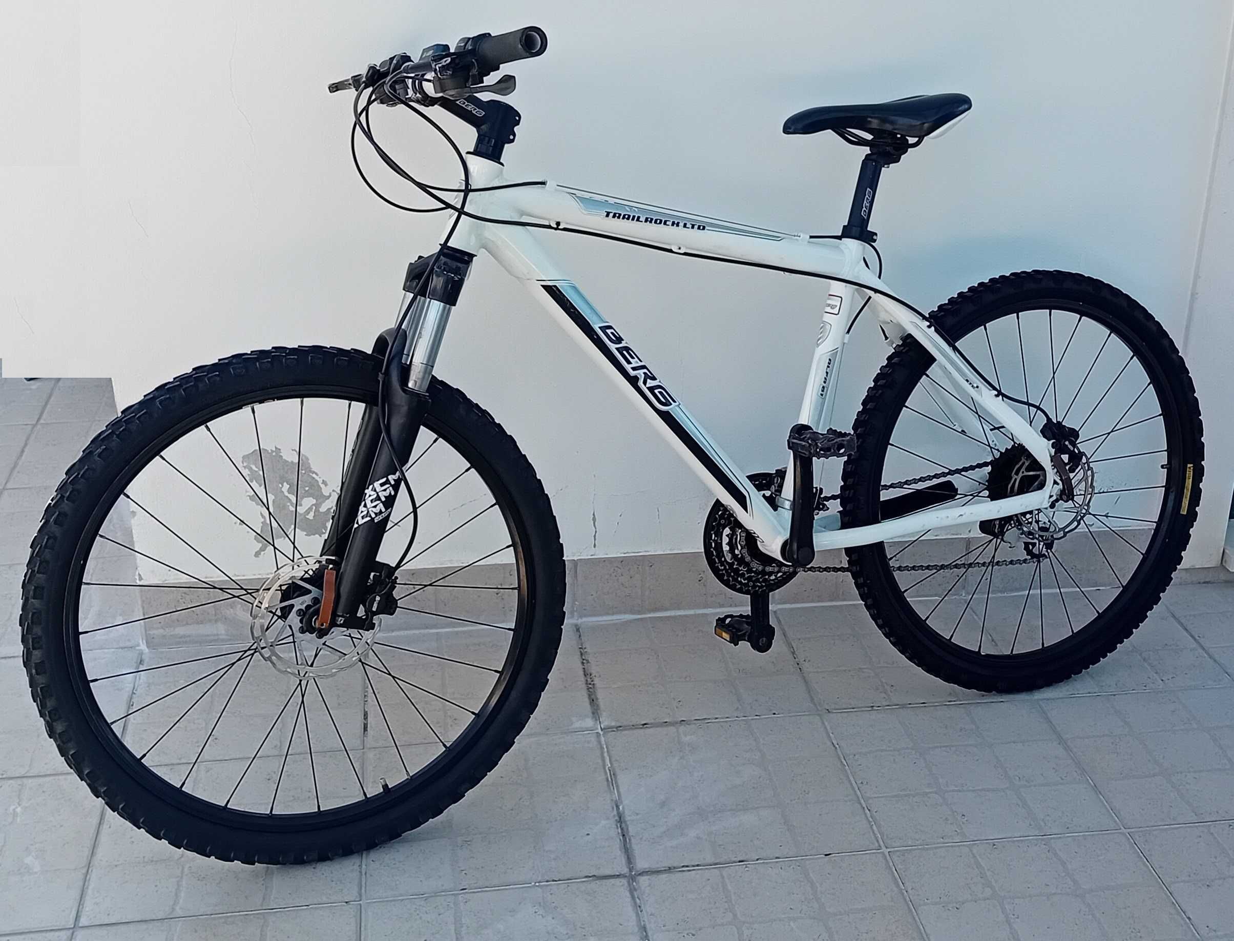 Bicicleta Berg TraiRock LTD - Roda 26 - Quadro M - Bom estado