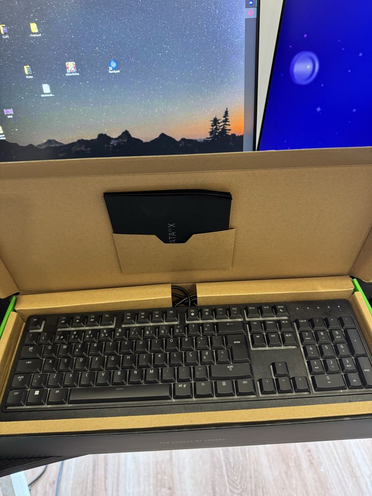 Teclado Razer Ornata V3 X