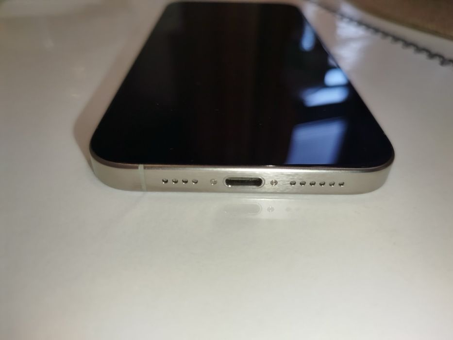 iPhone 15 pro max 256 gb natural як новий на гарантії