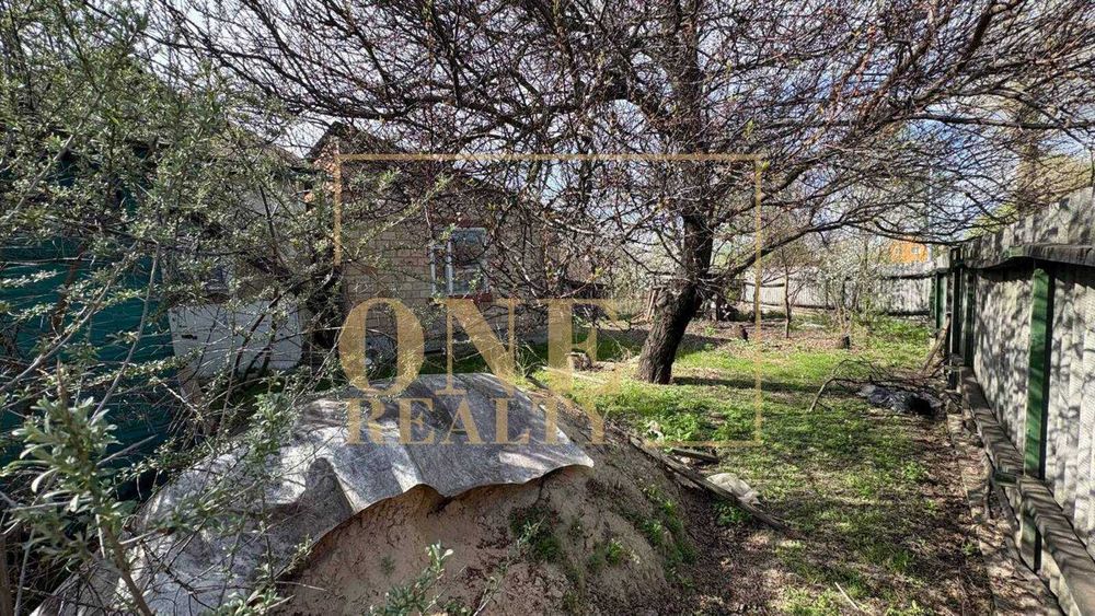 Будинок з зем. ділянкою 13.38 соток в центрі села Велика Олександрівка