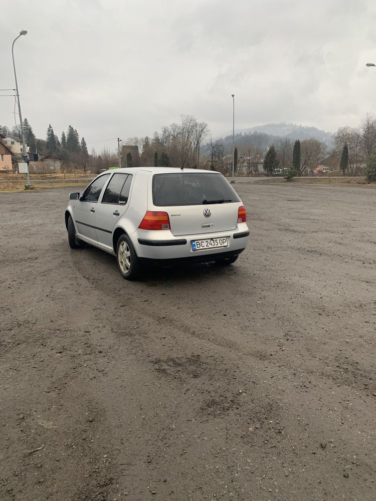 Golf 4.