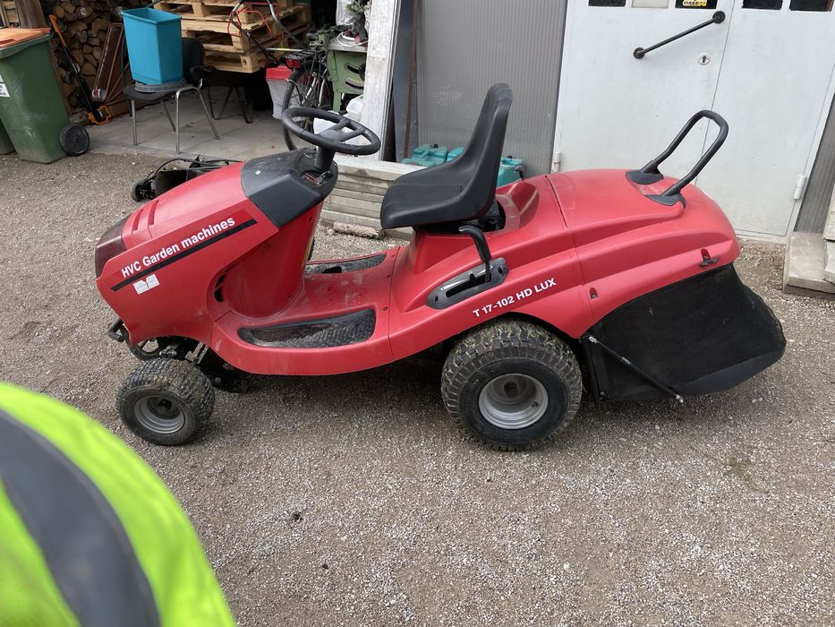 Kosiarka traktorek T17. -102 HDLux