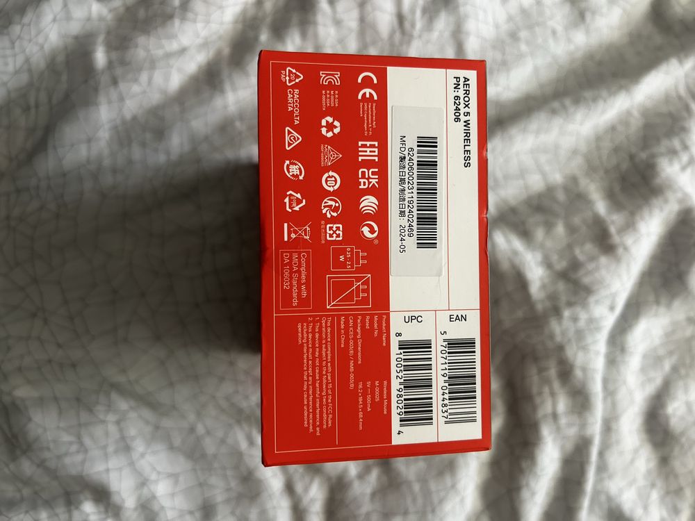 SteelSeries Aerox 5 Wireless – Gamingowa myszka bezprzewodowa