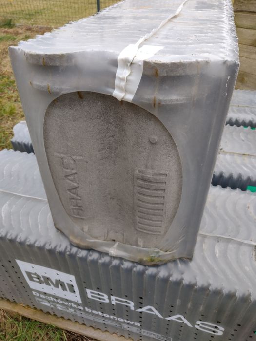 Dachówka cementowa braas