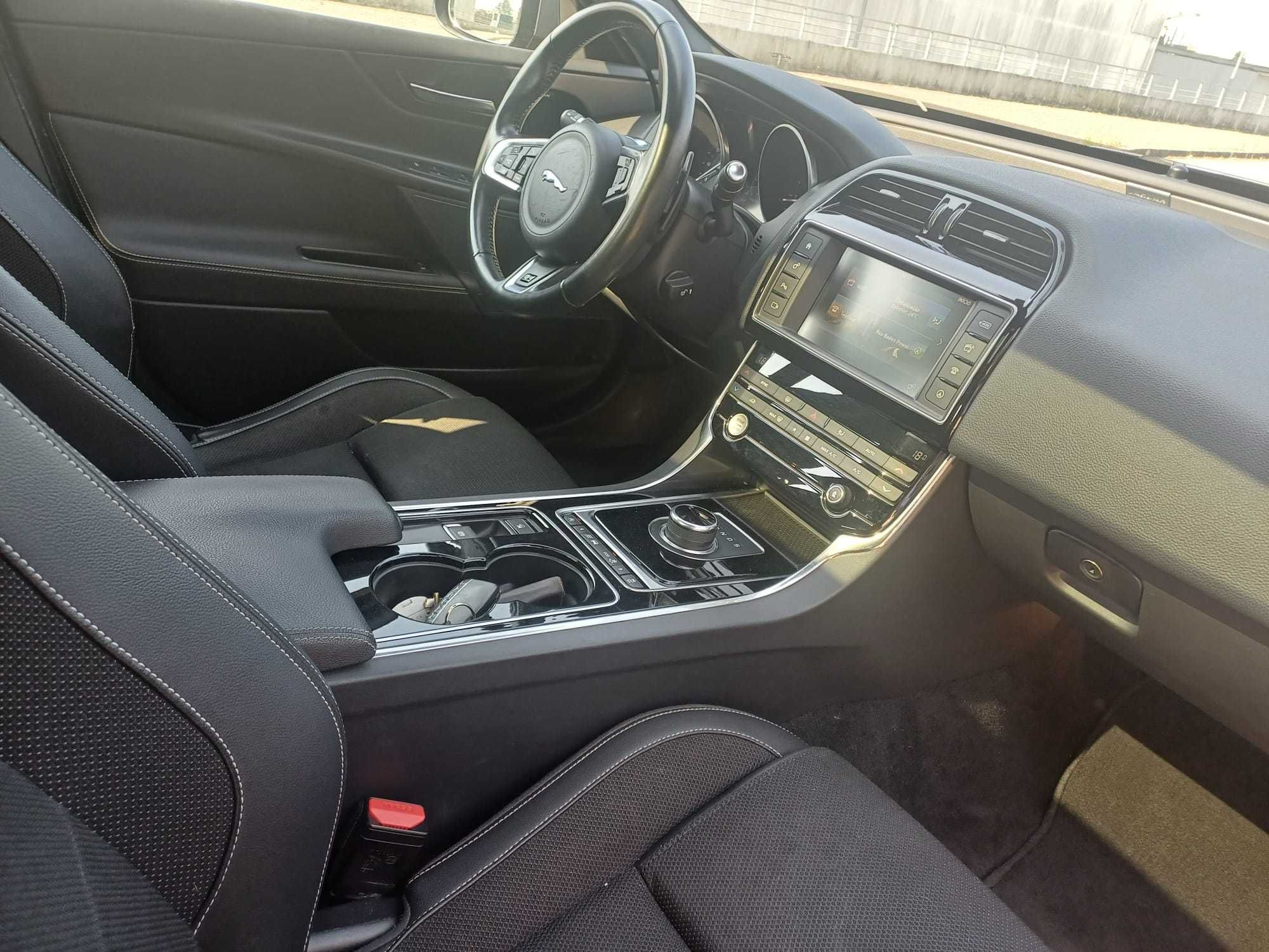 Vendo Jaguar XE R-Sport