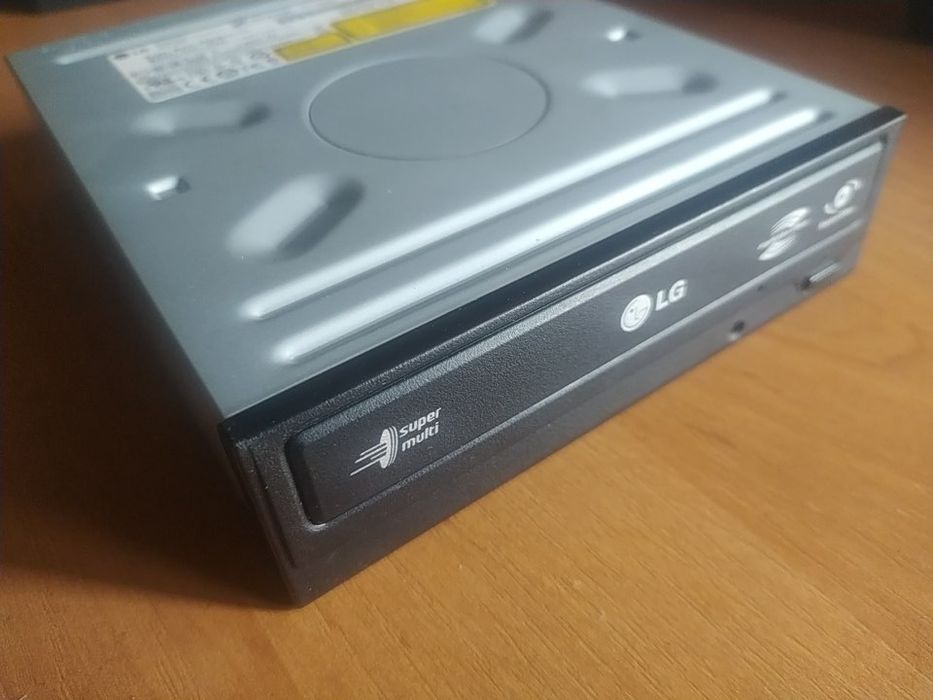 Продам DVD Привод Ide LG пишущий