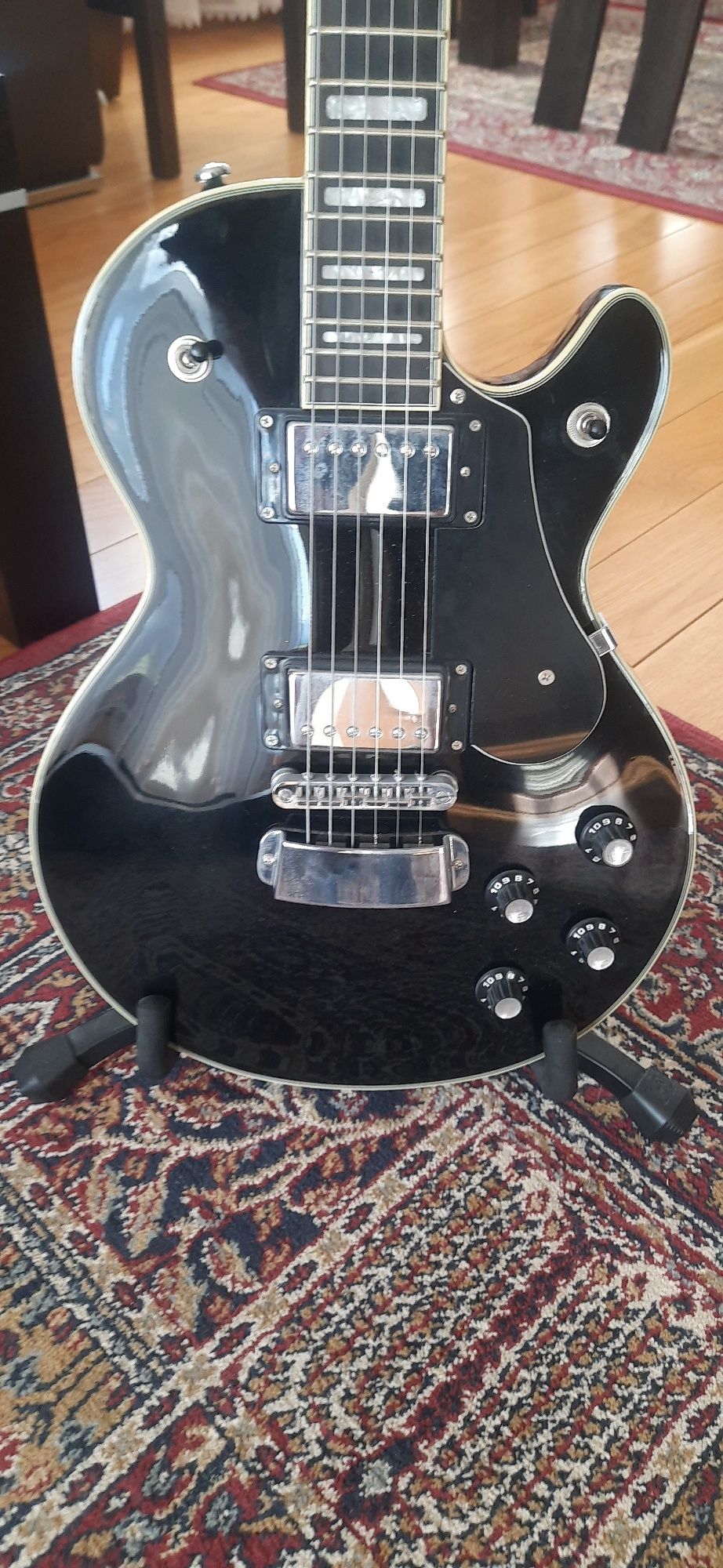 Gitara Hagstrom z futerałem