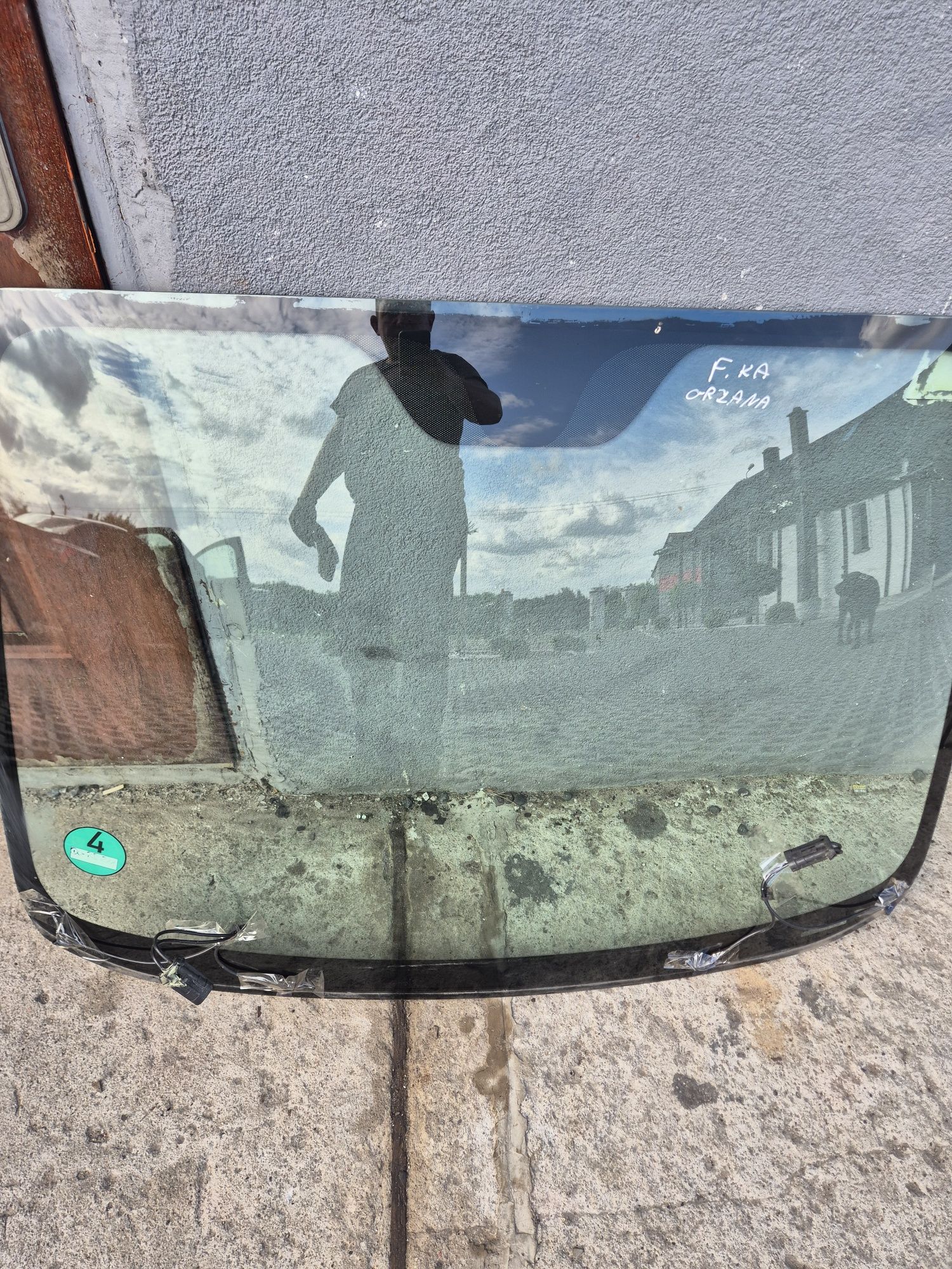 Szyba przednia czołowa podgrzewana ford Ka mk2