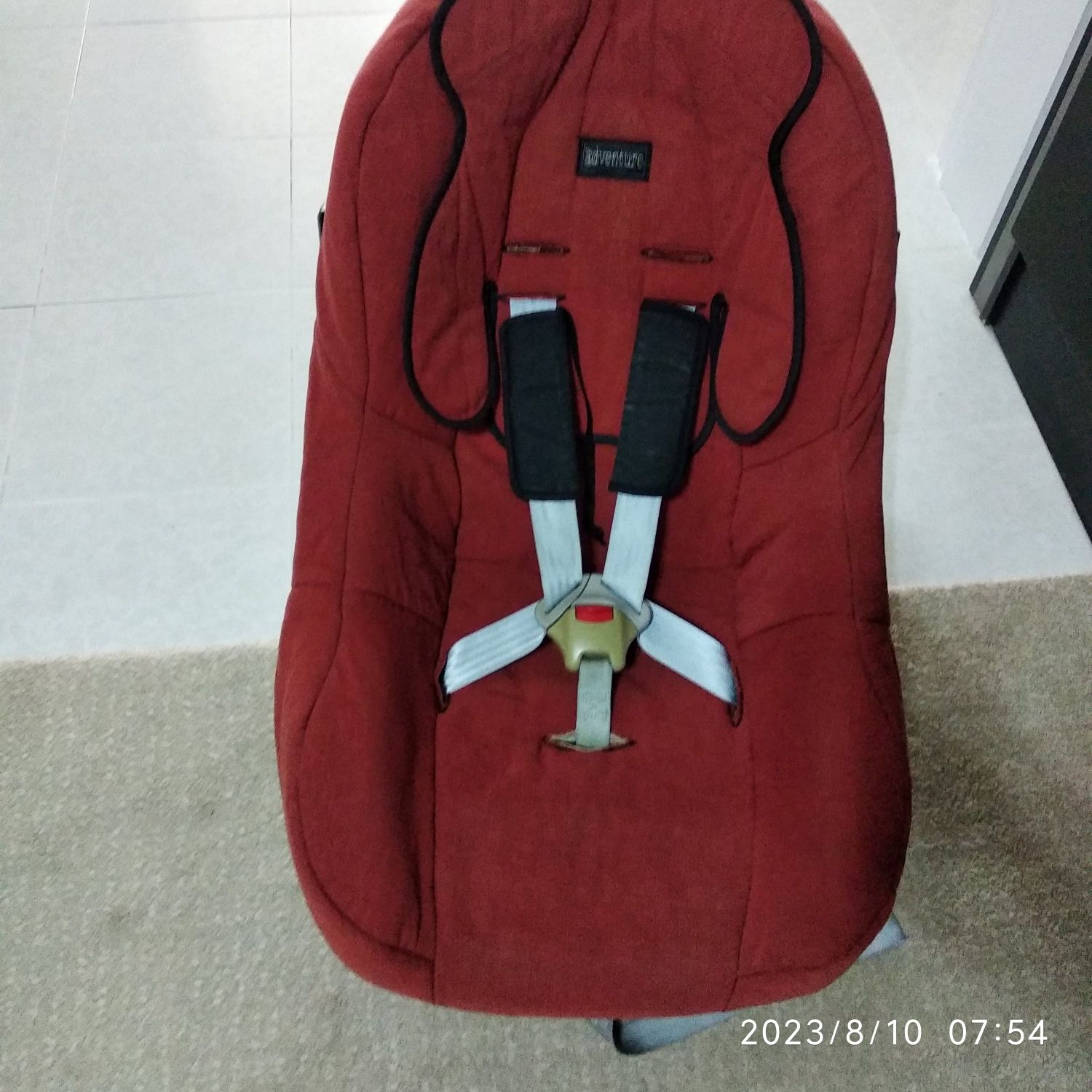 Vendo cadeira para bebe