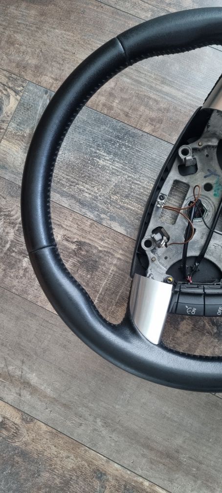 Kierownica skórzana z tempomatem ford focus c-max