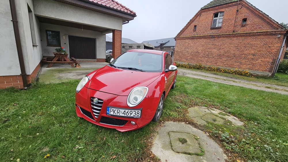 Alfa Romeo- Mito