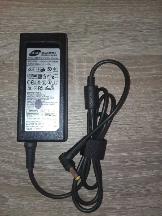 Блок живлення для ноутбука Samsung AD-9019N