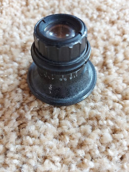 Об'єктив б/в в гарному стані