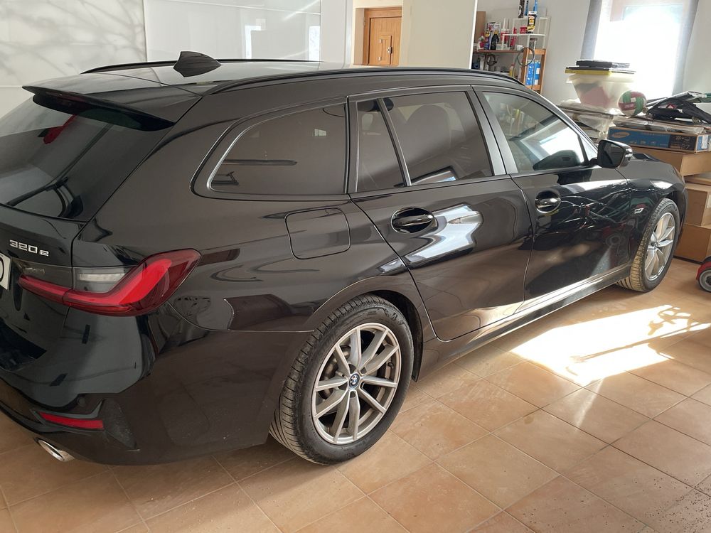 BMW 320e Touring plug in