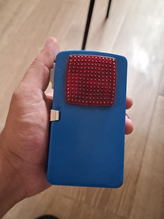 Lanterna anos 80 em perfeito estado