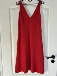 Czerwona suknia marki Zara