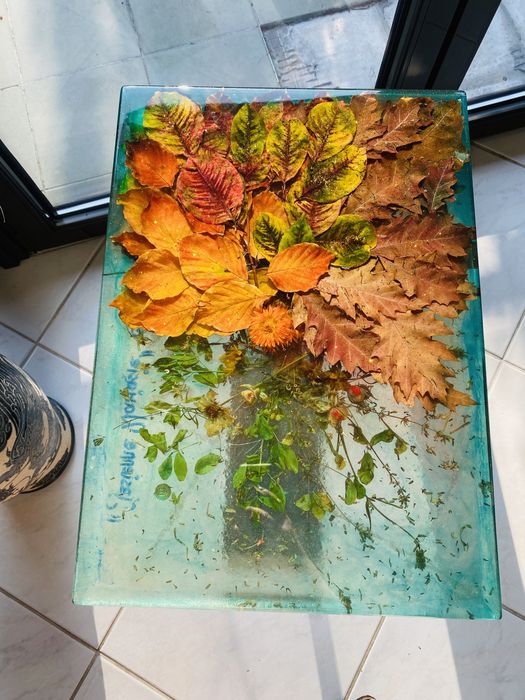 Stół z żywicy epoksydowej, ergonomiczny "Jesienne wariacje"