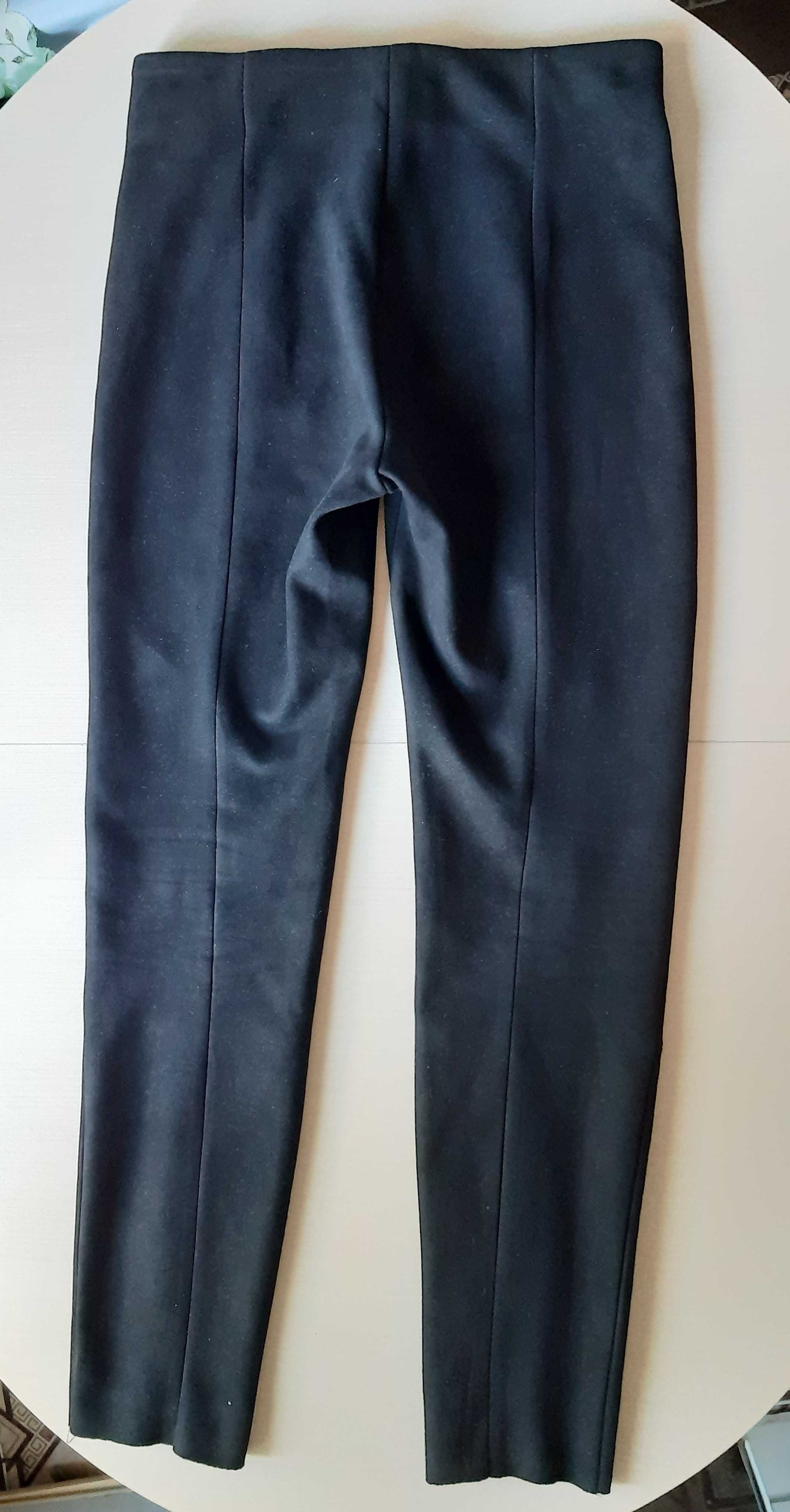 Чёрные брюки стрейч Oodji Ultra женские чёрный велюр размер 40