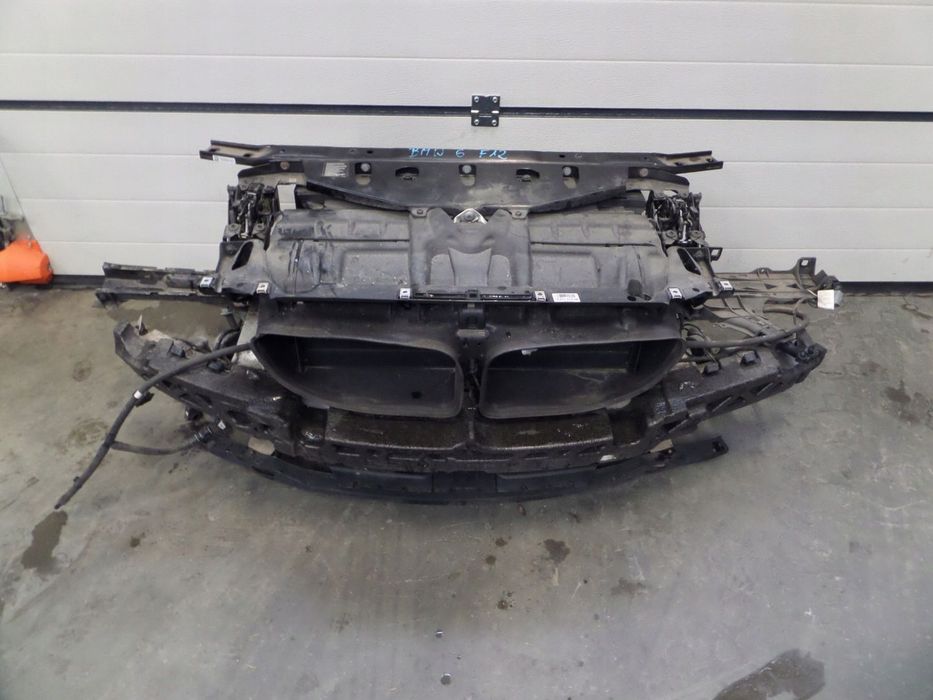BMW F12 PAS PRZEDNI CHŁODNICE 640i 320 PS LCI