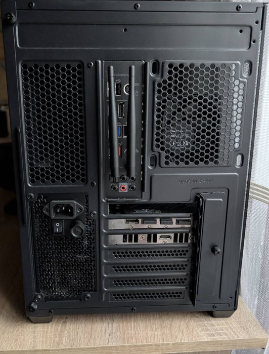 Корпус Frontier IGLOO