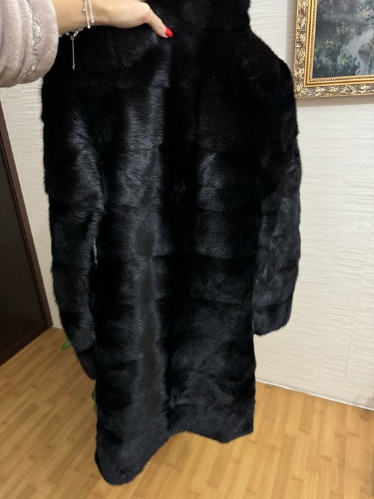 Норкова шуба (справжнє хутро)