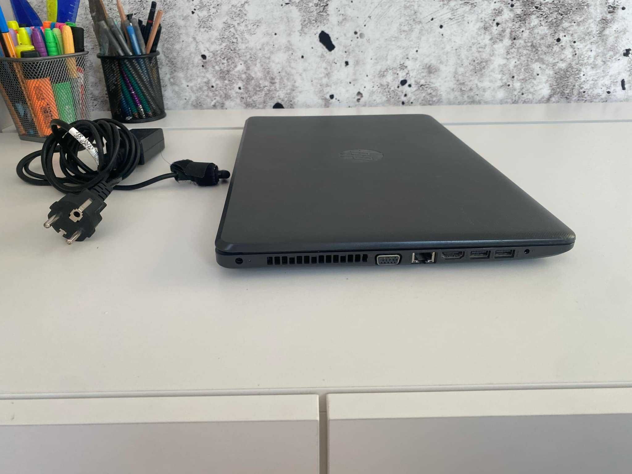 Laptop HP 250G6 procesor i3-5005U RAM 8GB