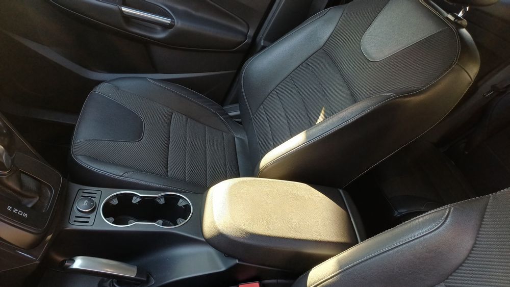 Fotel siedzenie kanapa półskóra ford kuga mk2