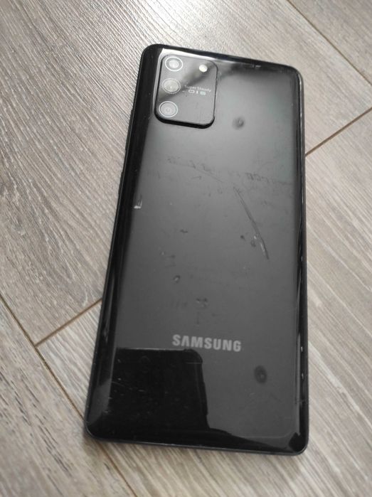 Смартфон Samsung Galaxy S10 Lite