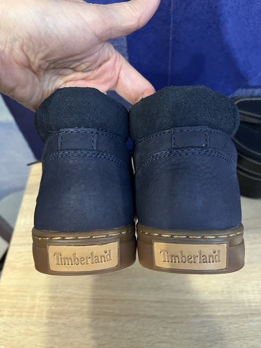 Продаются ботинки»Timberland”