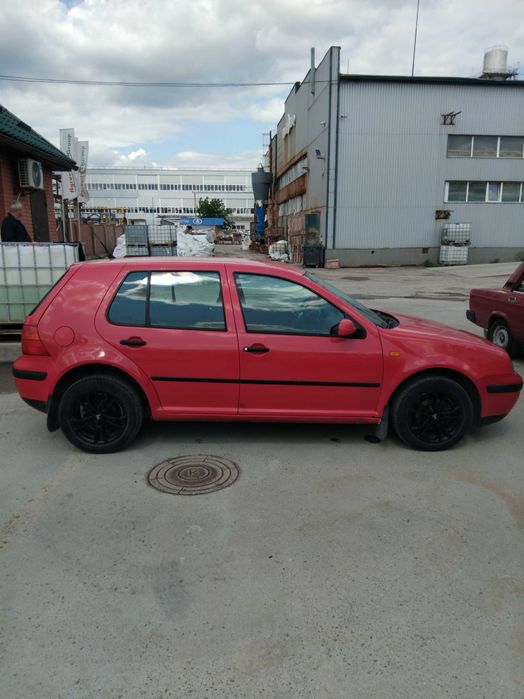 Фольцваген Гольф 4