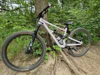 Specialized Status 140 S3 - mocno doinwestowany