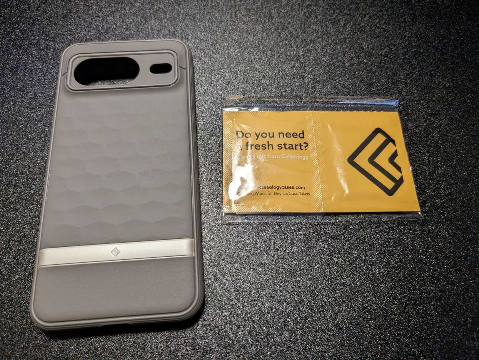 Caseology Athlex Parallax Nano Pop до Pixel