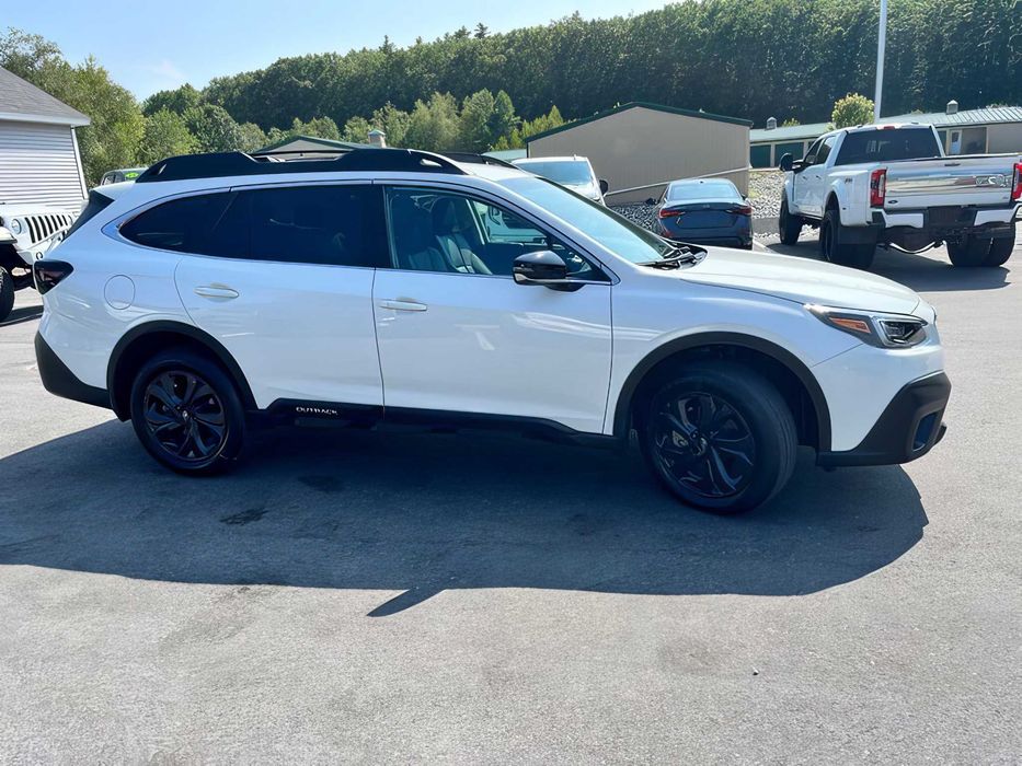 Subaru Outback      2022