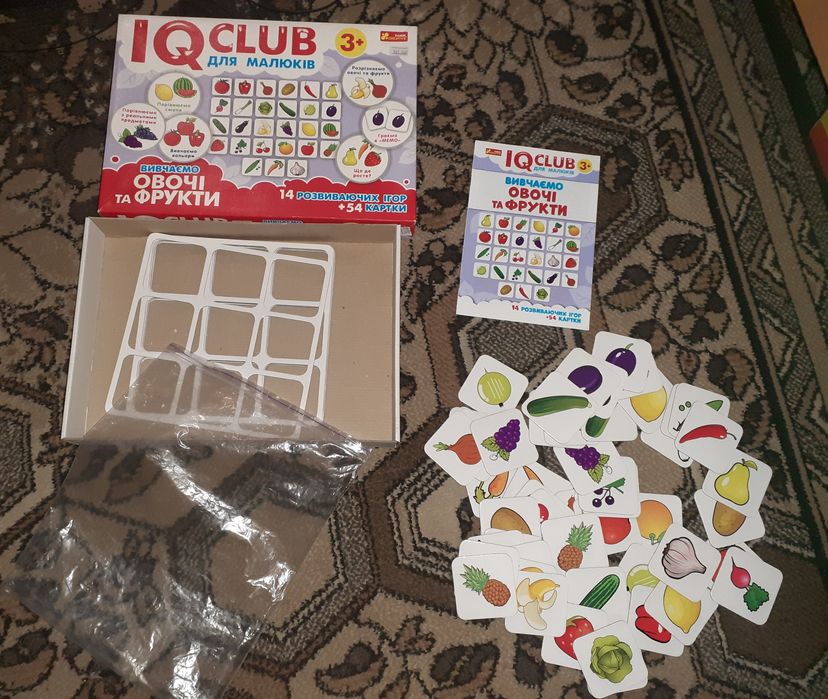 Розвиваюча гра IQ CLUB для малюків 3+ років