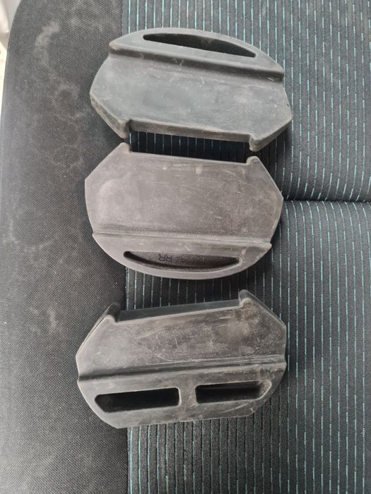 Guma, podest do bagażnika oryginalne toyota verso