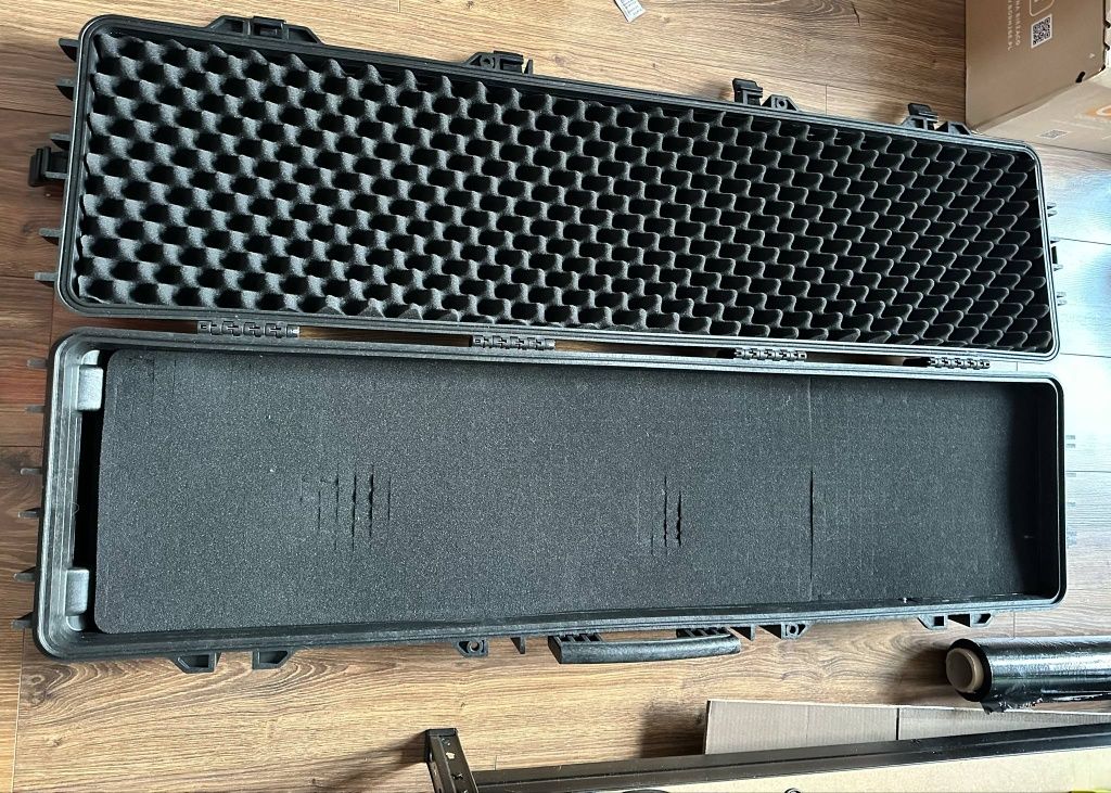 Walizka transportowa skrzynia ochronna z gąbką 130x32x13