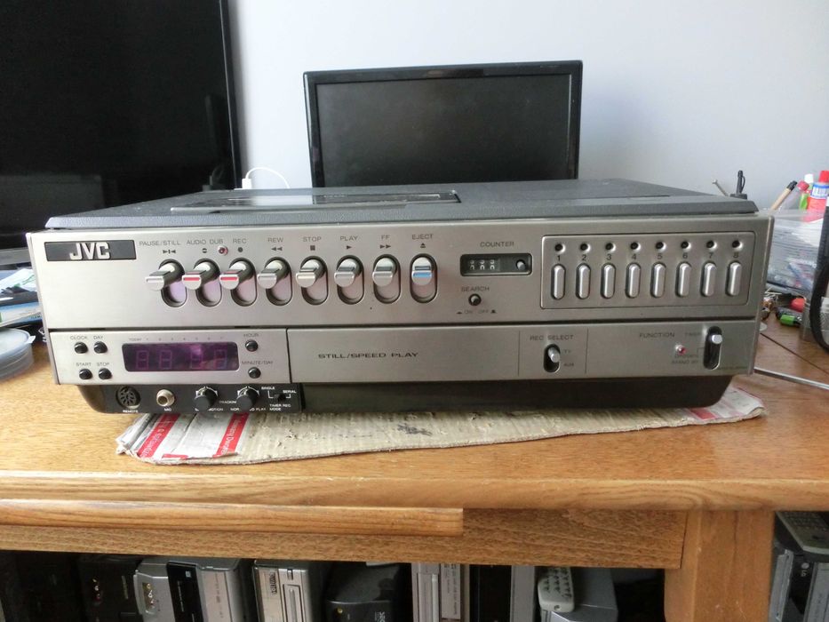 Magnetowid JVC-HR-3660EG