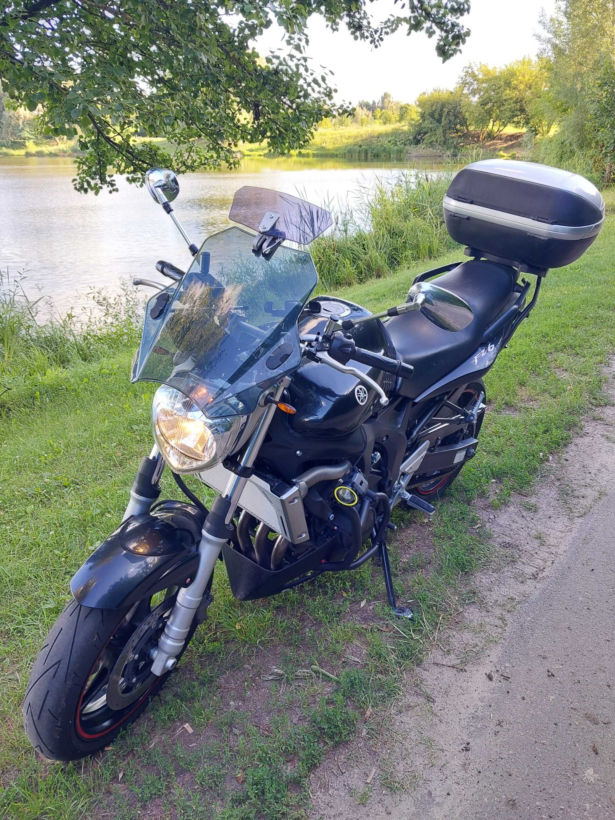 Yamaha FZ6 N 2005