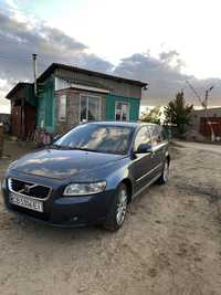 Volvo v50 1.6 d 2010 рік