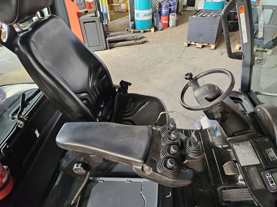 Навантажувач Toyota 5 т газ/бензин. Вилочный погрузчик Toyota 5 т