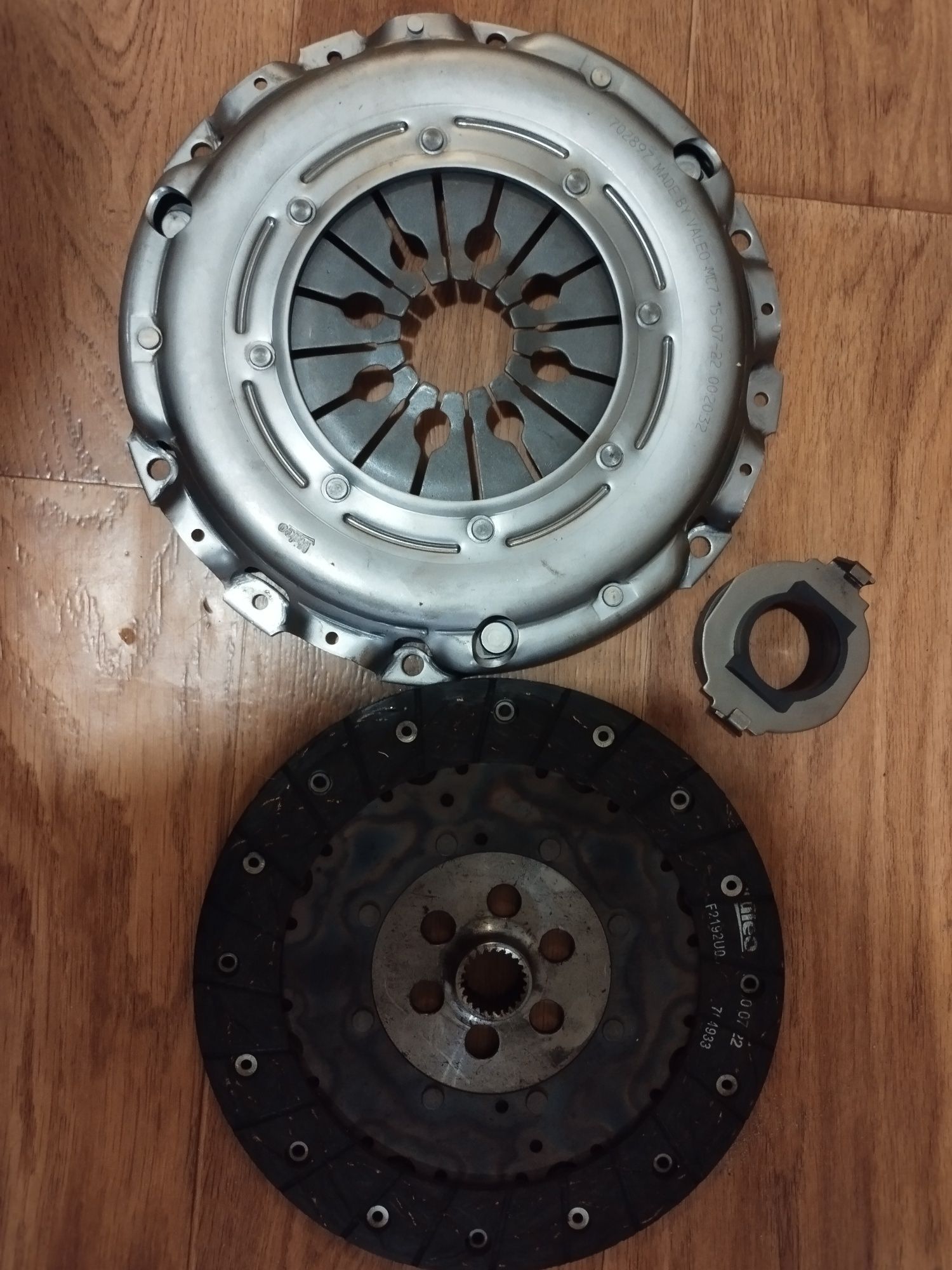 Комплект зчеплення valeo 826762 mazda 6, mpv, мазда